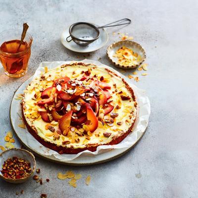 mascarpone pie with stewed pears and honey nuts