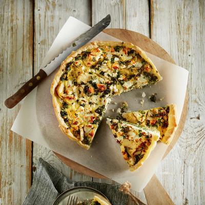 kale quiche with artichoke and goat's cheese