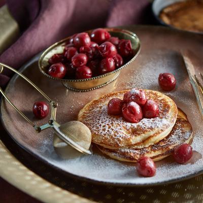 ricotta pancakes with cherries