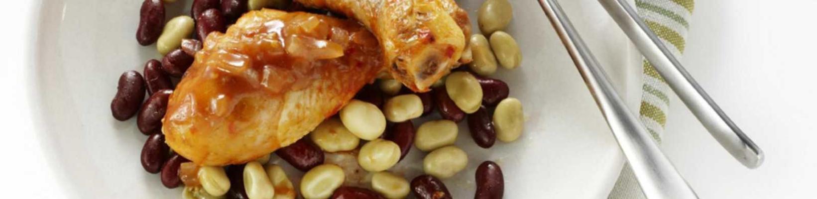 spicy drumsticks with beans