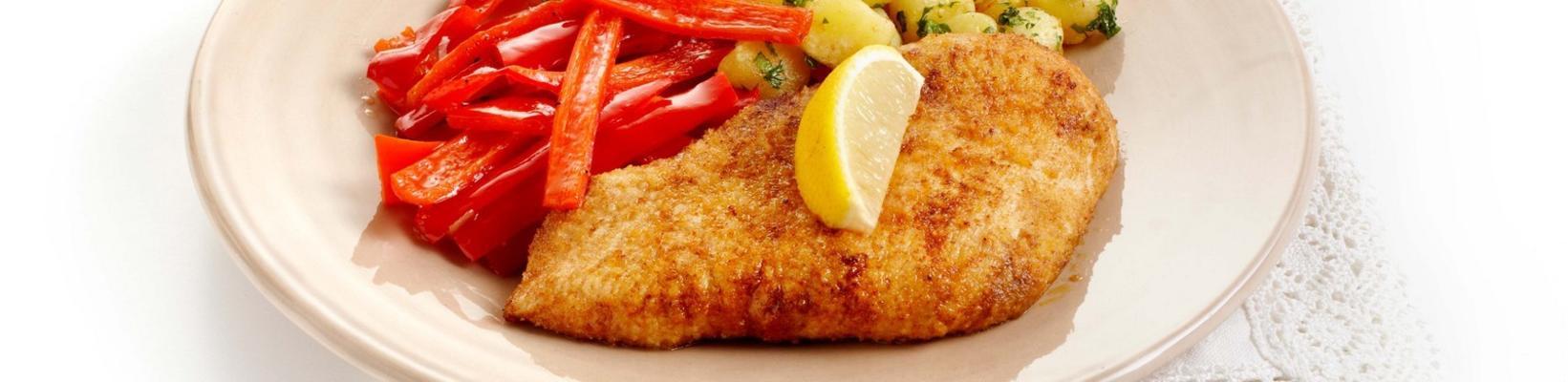 turkey schnitzel with red peppers and parsley jars