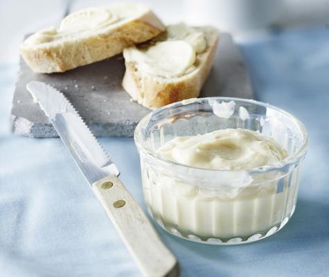 sweet ricotta cream with lemon