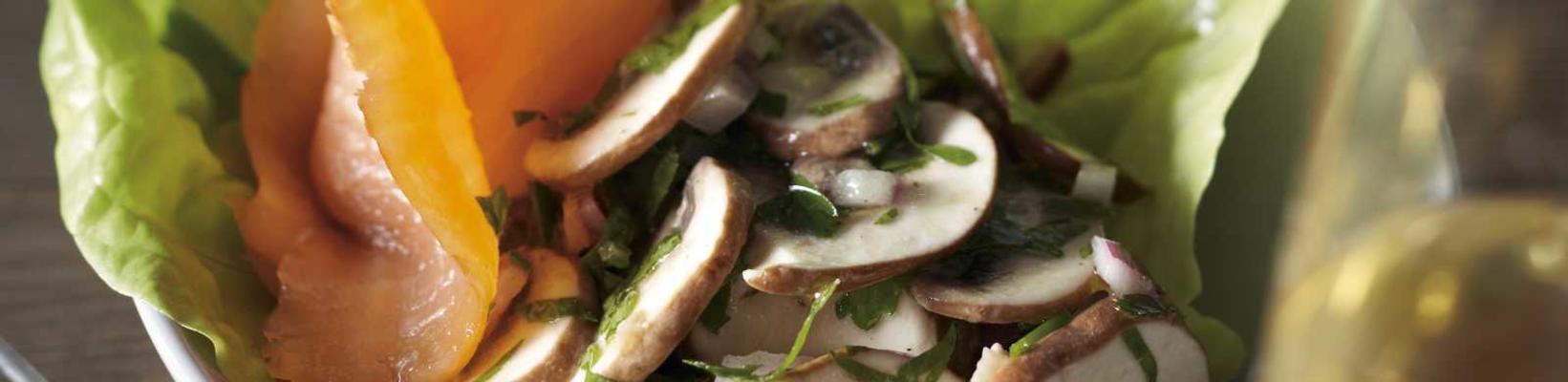 salad of mushrooms and fresh herbs