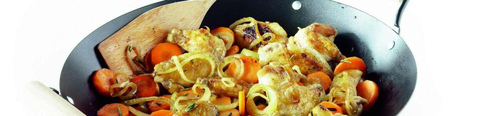 stir-fry platter with winter carrot and chicken