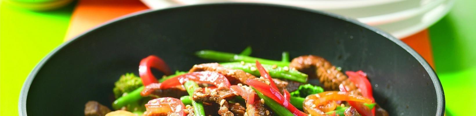 beef strips and vegetables from the wok