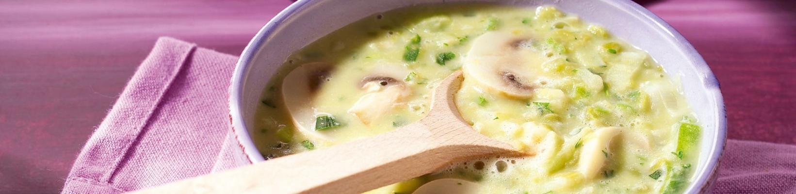 pea soup with mushrooms