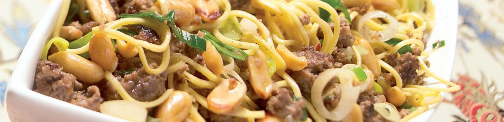 spicy noodles with minced meat