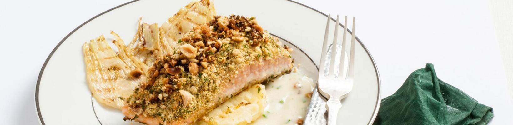 salmon fillet with nut crust