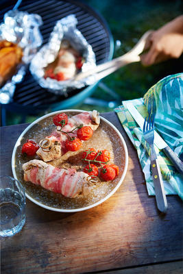 chicken with sage, bacon and tomatoes