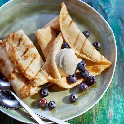 pancakes with ice cream and blueberries