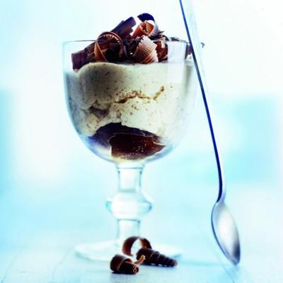 macaroon mousse with prunes