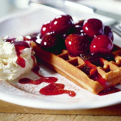 waffles with cherries and mascarpone cream