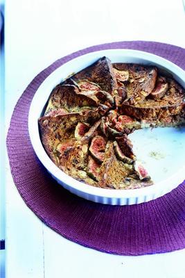 bread and butter pudding with figs