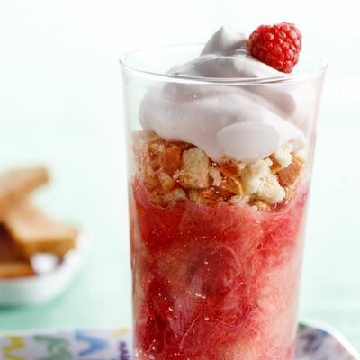 lumpy cream with rhubarb-raspberry sauce