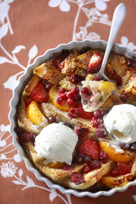 bread and fruit pudding