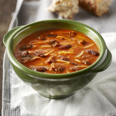 paprika soup with beef and kidney beans