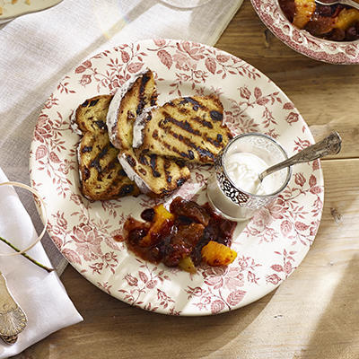 grilled Christmas bread with warm winter fruit