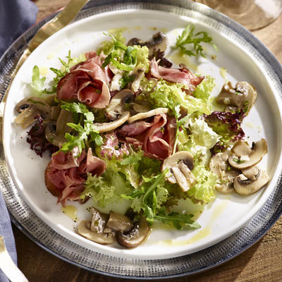 roast sirloin with marinated mushrooms