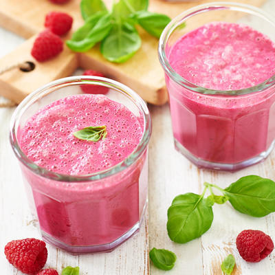 raspberry beet smoothie with cottage cheese