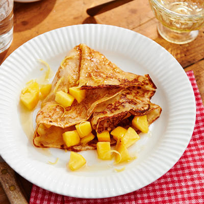 pancakes with honey and peach