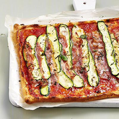 pizza with zucchini and bacon