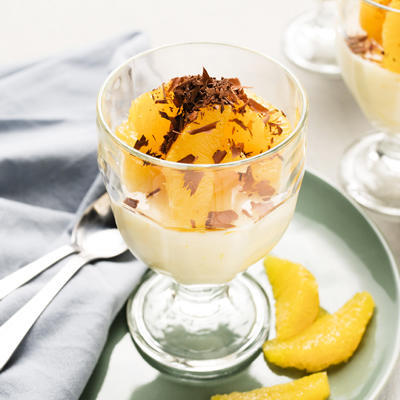yogurt pudding with orange