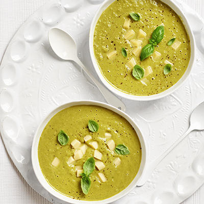 pea soup with fresh basil