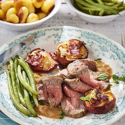 roast beef with roasted peaches