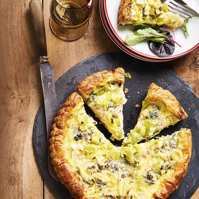 quiche with leek and blue cheese