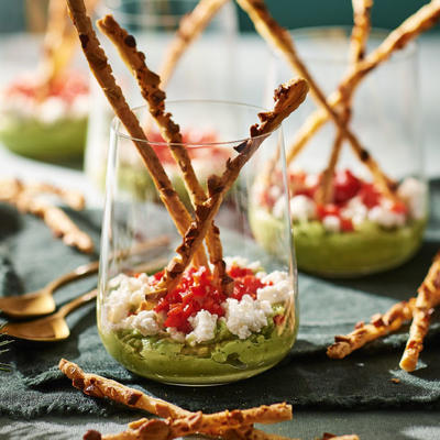 avocado dip with goat's cheese