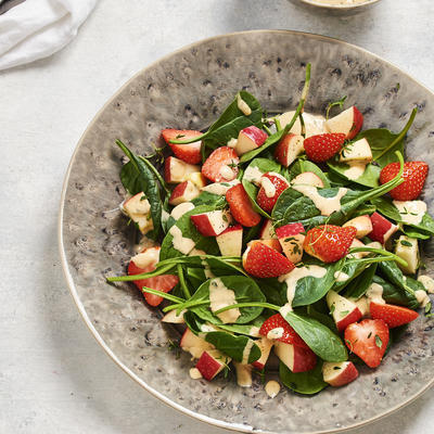 spinach salad with strawberries and tahindressing
