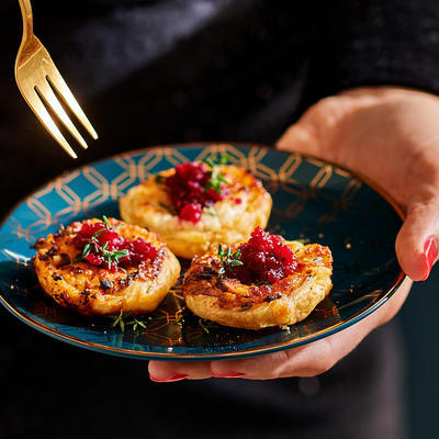 goat cheesecakes with beet tapenade