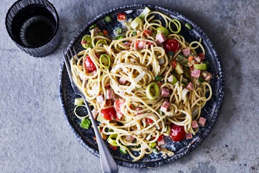 Spaghetti with ham and creamy vegetable sauce Recipe Guide