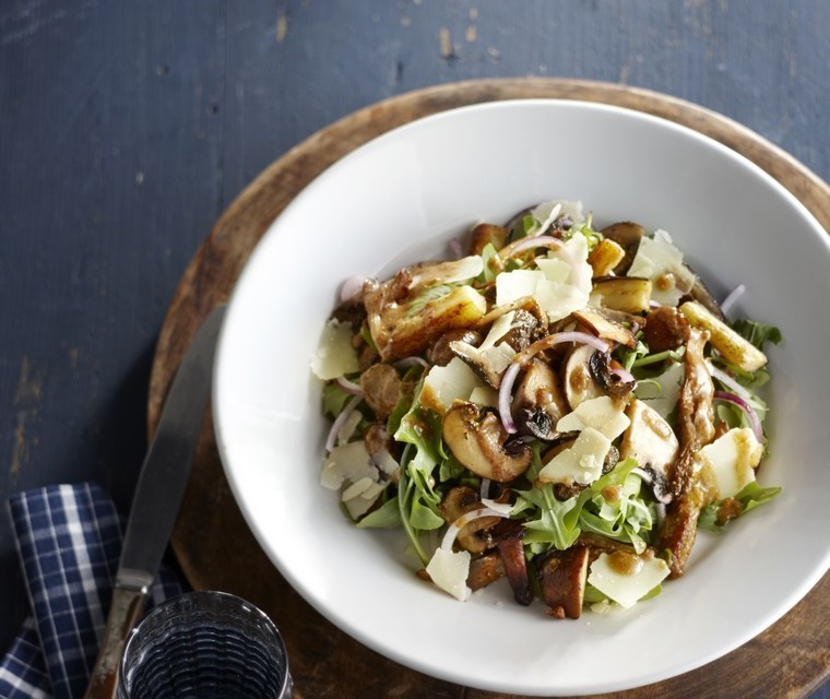 Arugula salad with eggplant and fried mushrooms Arugula salad with eggplant and fried mushrooms