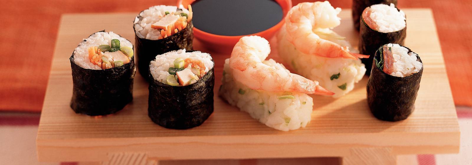 Sushi with prawns Sushi with prawns