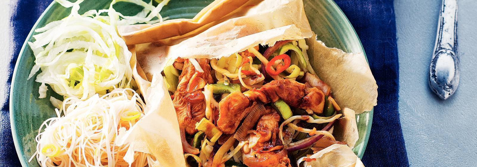 Chinese chicken and papillotte with mihoen Chinese chicken and papillotte with mihoen